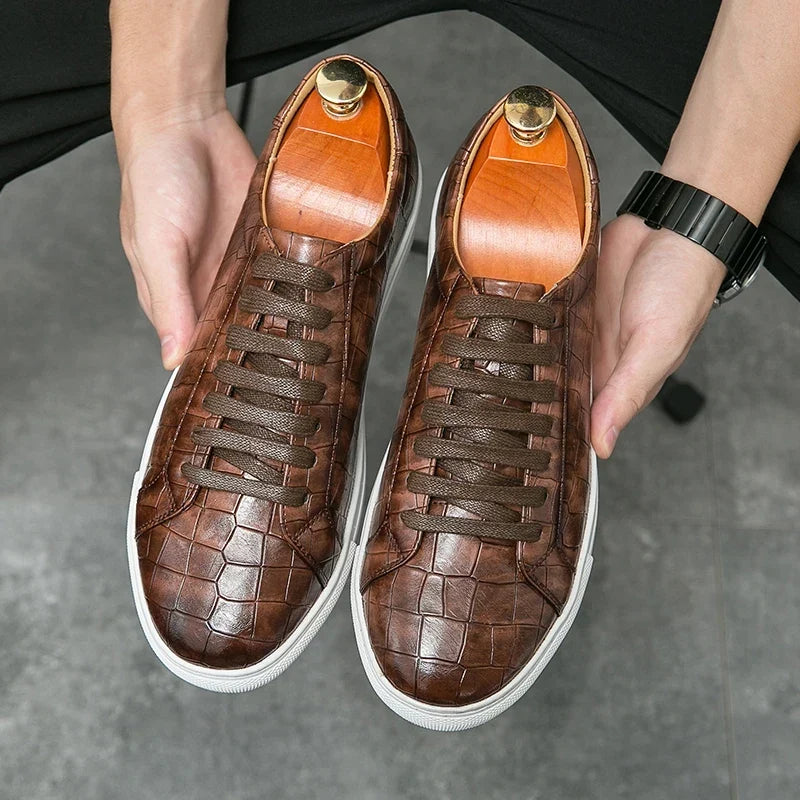 Men's Genuine Leather Croc Texture Low Top Sneakers
