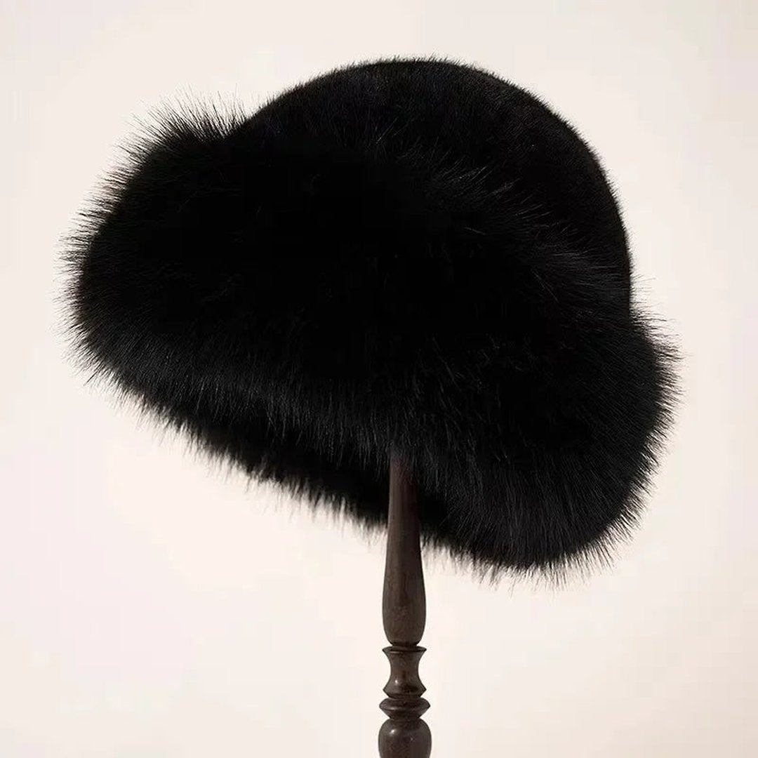 Women's Hand Finished Fluffy Fur Brim Winter Hat