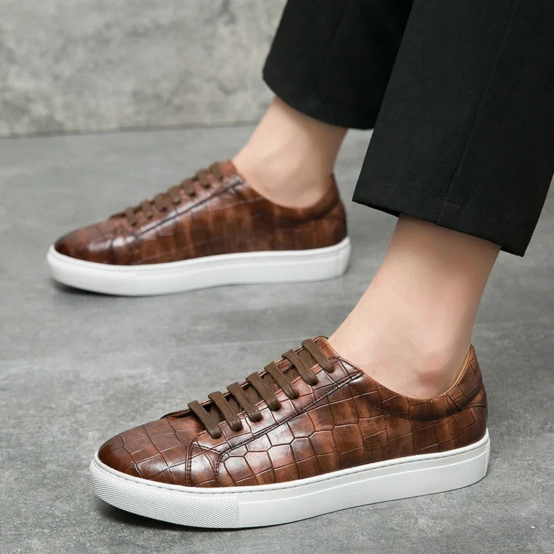 Men's Genuine Leather Croc Texture Low Top Sneakers