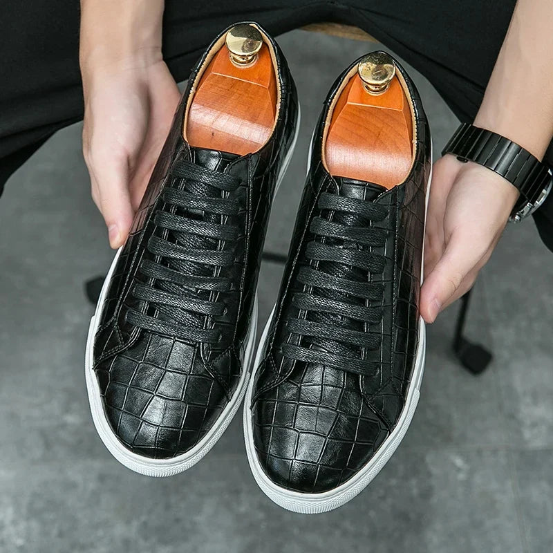 Men's Genuine Leather Croc Texture Low Top Sneakers
