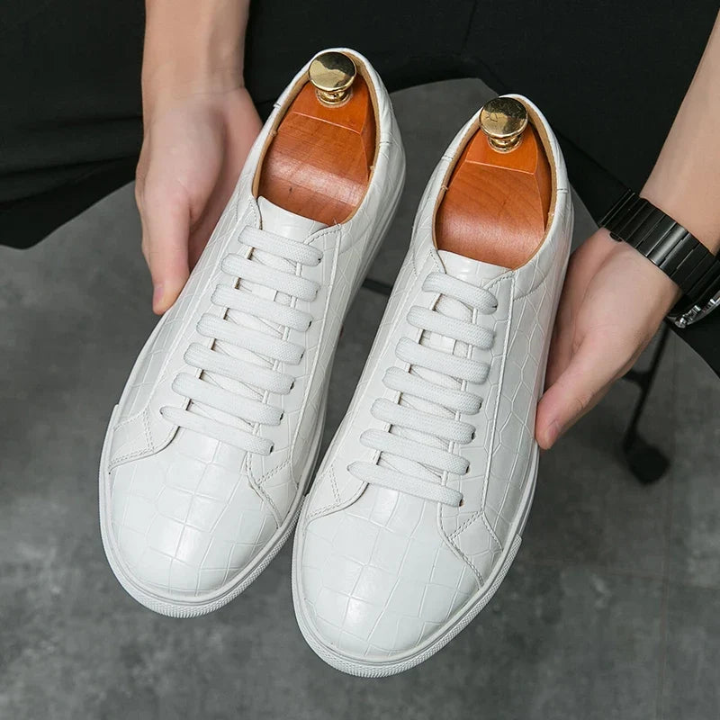 Men's Genuine Leather Croc Texture Low Top Sneakers