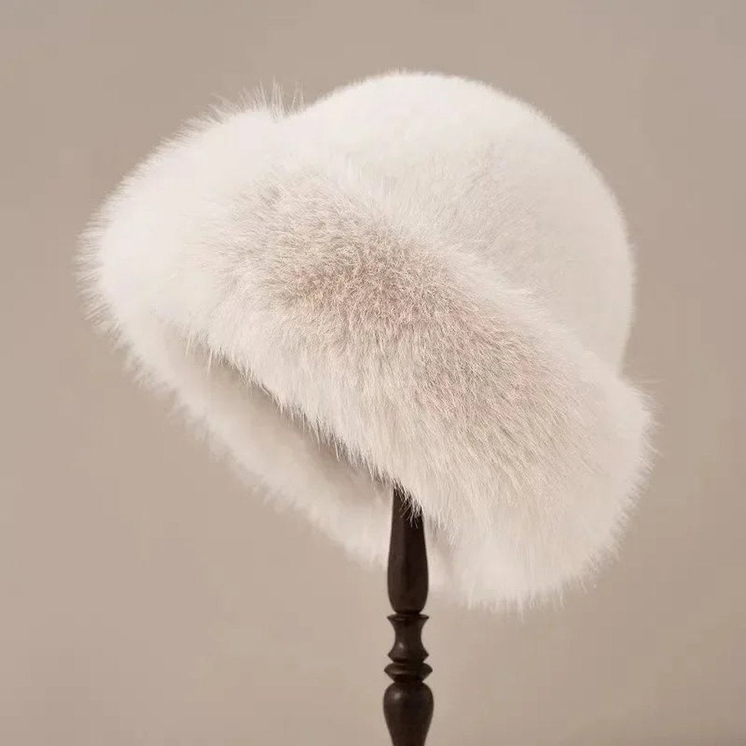 Women's Hand Finished Fluffy Fur Brim Winter Hat