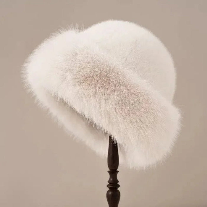 Women's Hand Finished Fluffy Fur Brim Winter Hat