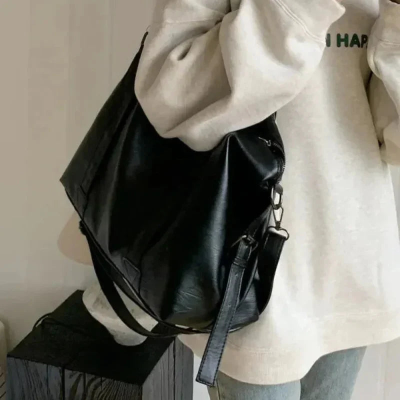Large Retro Shoulder Bag